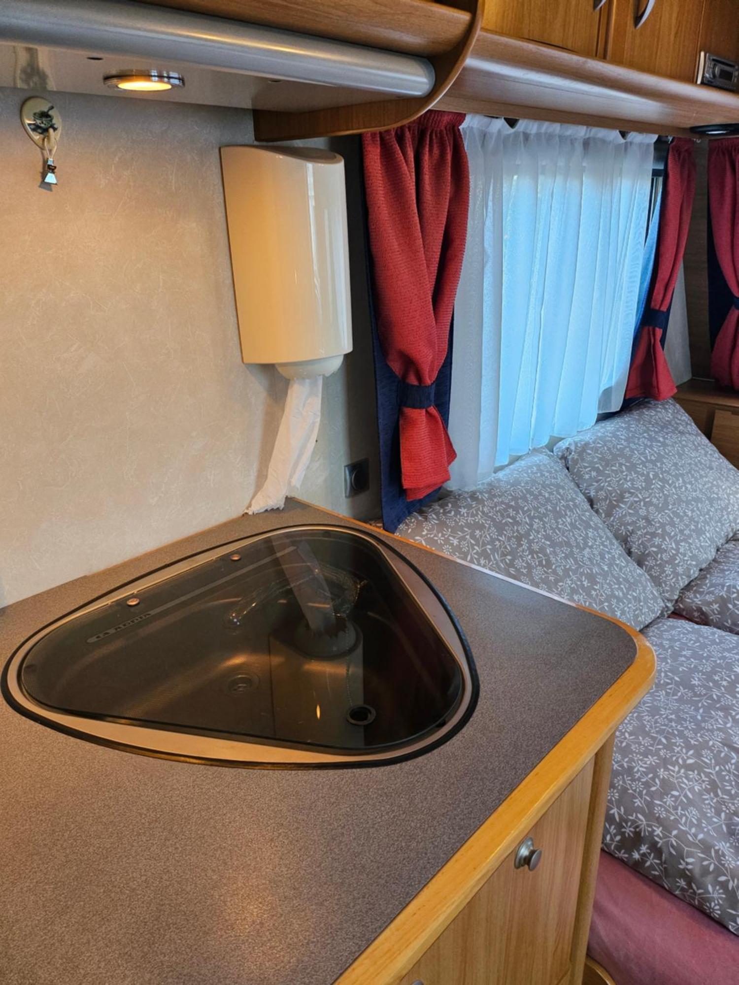 Prosper Caravan Tromso-free Parking I Have Also Same Place, 4 People * Tromsø